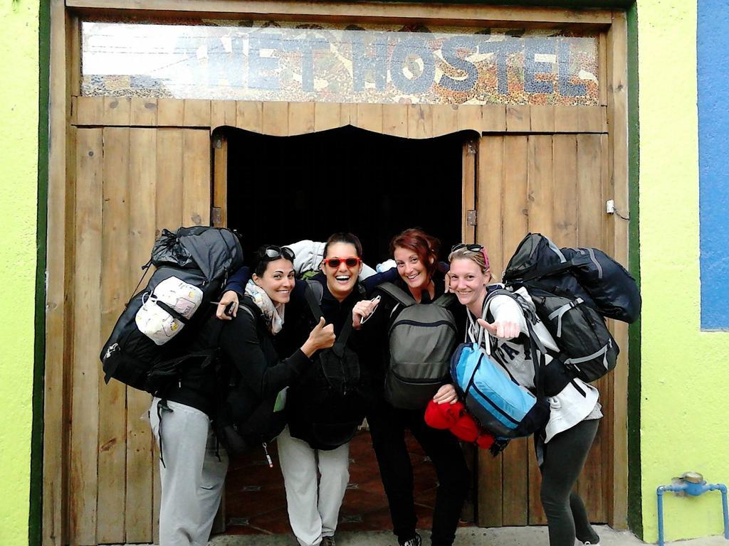 Planet Hostel ซานกริสโตบัล เด ลาสกาซาส ภายนอก รูปภาพ